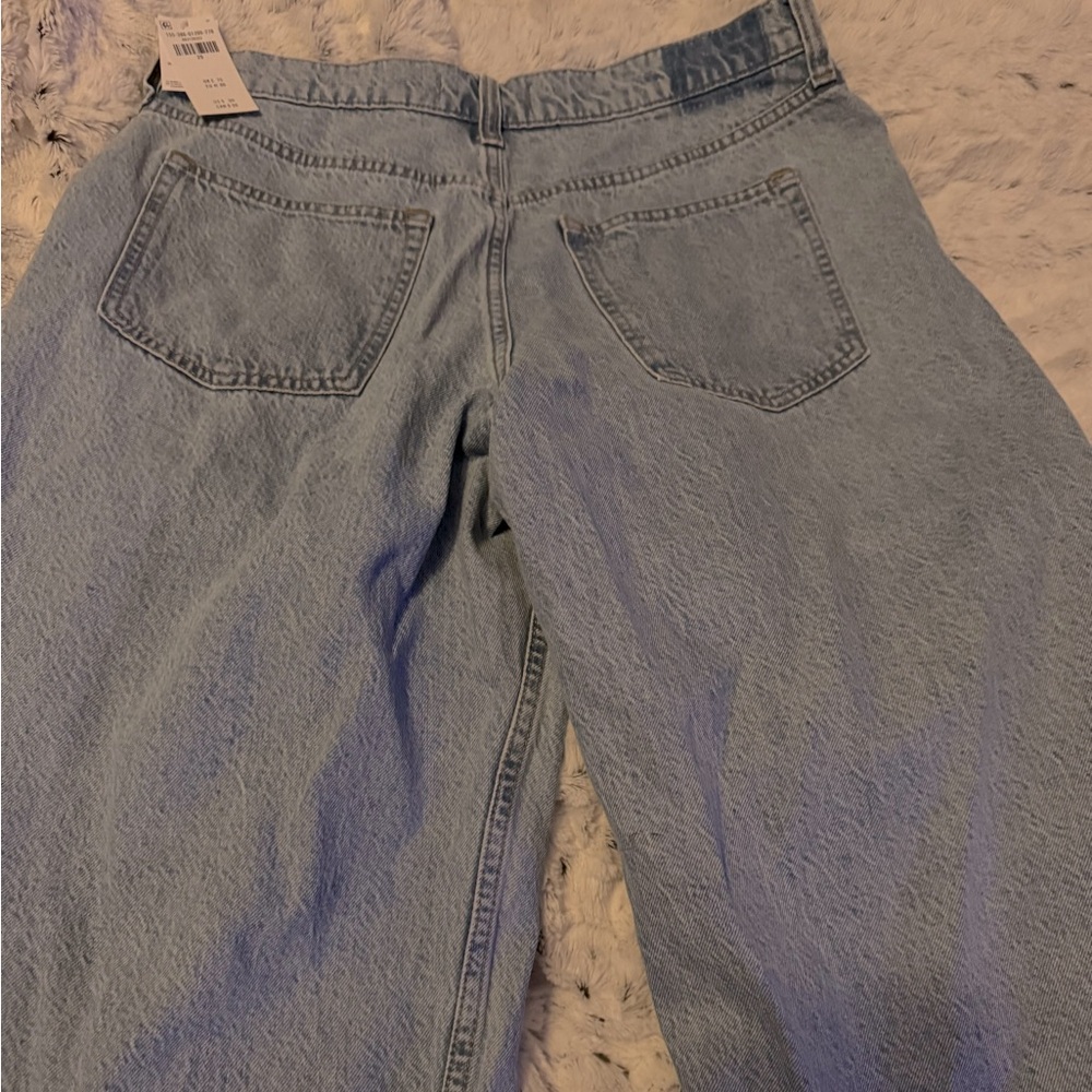 Abercrombie low-rise ultra-loose jeans